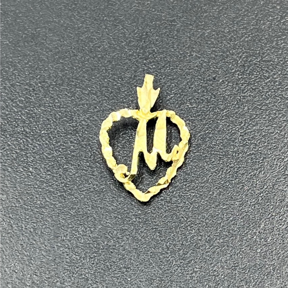 Vintage 10k Yellow Gold Cursive Initial M Diamond-cut Textured‎ Heart Pendant